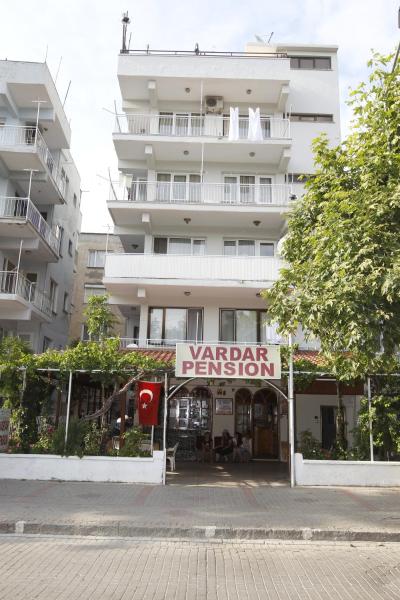 Na fotografii je vidět objekt Vardar Pension nacházející se ve městě Selcuk.