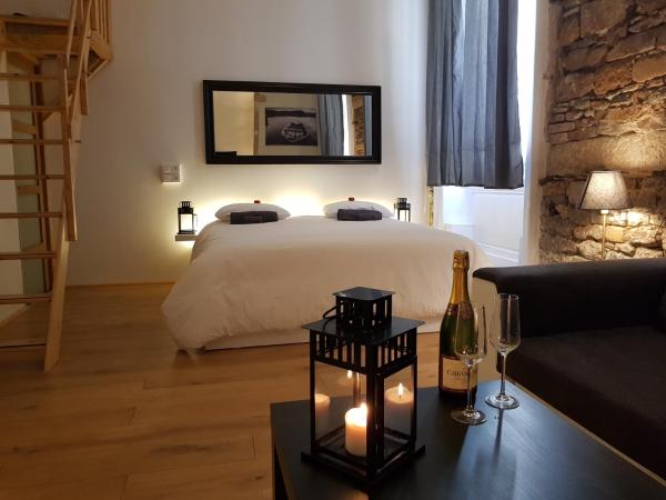 Op de foto is het object LOGE DE L'OPERA te zien, gelegen in de stad Lyon.