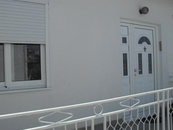 Na foto é possível ver o objeto Apartment Batricevic localizado na cidade de Ulcinj.
