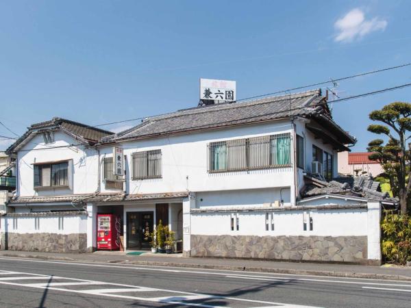 A la foto es mostra l'objecte Kenrokuen situat a la ciutat de Nobeoka.