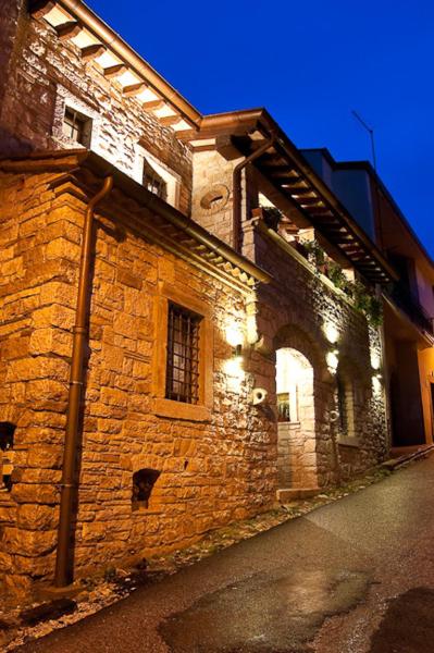 På billedet ses objektet Bed And Breakfast Pa' Carrera beliggende i byen Fragneto lʼAbate.