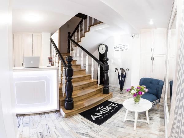 Na zdjęciu widoczny jest obiekt Ambre Apartments położony w mieście Łeba.