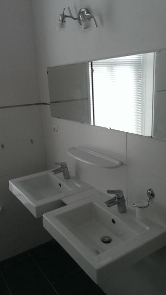 Foto 8: Ûnderdak