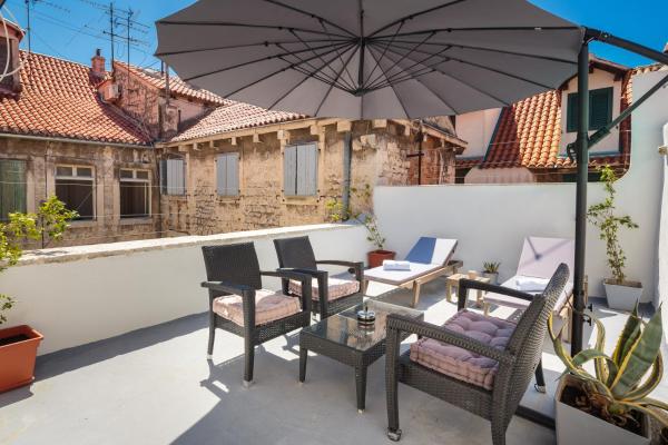 Cindro Apartment With Terrace - Split