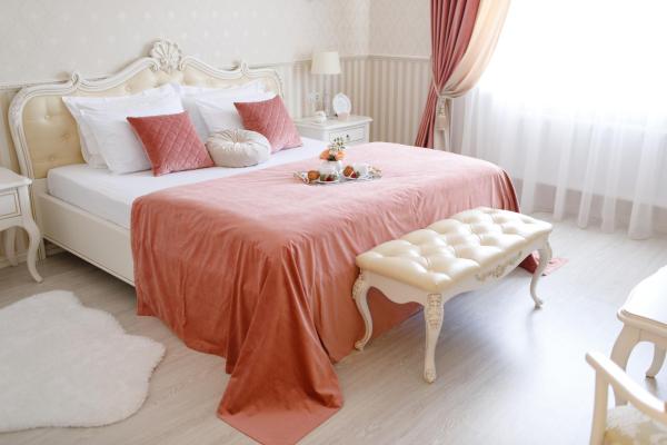 A la foto es mostra l'objecte Royal Suite Apartment з ДЖАКУЗІ situat a la ciutat de Sumy.