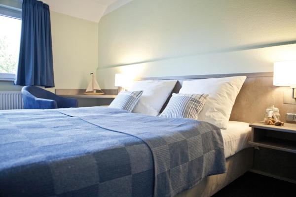 写真にはペルヴォルム市にあるHotel Landhaus Leuchtfeuer Nordseeinsel Pellwormが写っています。