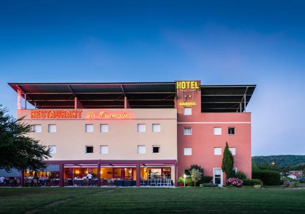 A la foto es mostra l'objecte Hotel Ambotel situat a la ciutat de Ambronay.