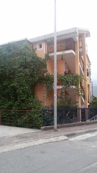På billedet ses objektet Guesthouse Djacic beliggende i byen Budva.