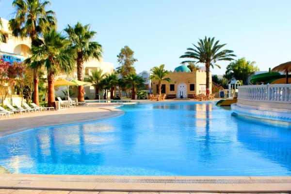 På billedet ses objektet The Ksar Djerba Charming Hotel & SPA beliggende i byen Midoun.