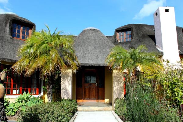 A la foto es mostra l'objecte iNkosi Luxury Lodge situat a la ciutat de Parow.