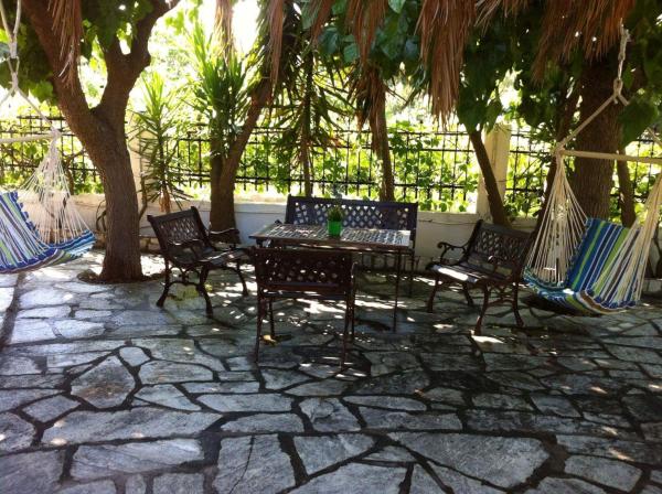 A la foto es mostra l'objecte Kesi Holiday Home situat a la ciutat de Kallithéa.