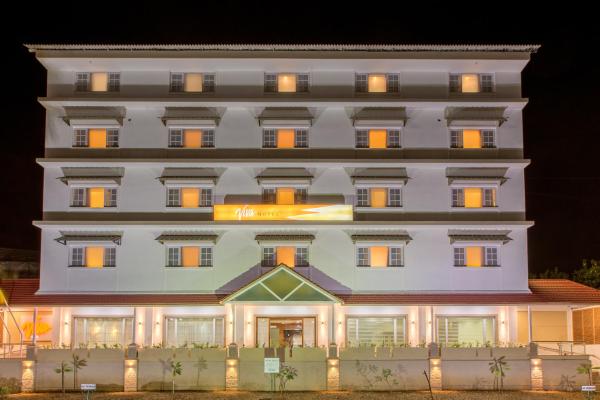 写真にはDavorlim市にあるViva Hotel Near Madgaon Railway Stationが写っています。