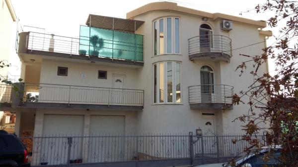 Nella foto è visibile l'oggetto Apartments Katarina situato nella città di Bar.