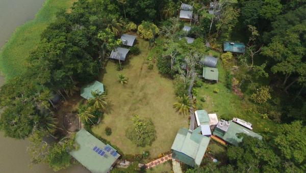 A la foto es mostra l'objecte Lirio Lodge situat a la ciutat de Matina.