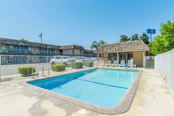 Nella foto è visibile l'oggetto Motel 6-Kingsburg, CA situato nella città di Selma.