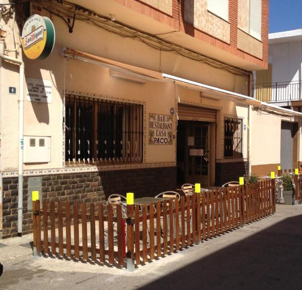 En la foto se muestra el objeto Hostal Casa Paco ubicado en la ciudad de Chilches.