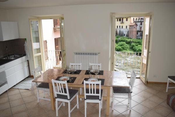The photo shows the residenza la roggia located in the city of Fobello.