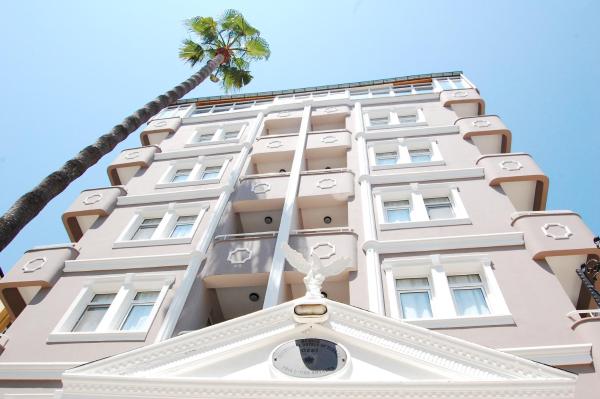 A la foto es mostra l'objecte Triana Hotel situat a la ciutat de Antalya.