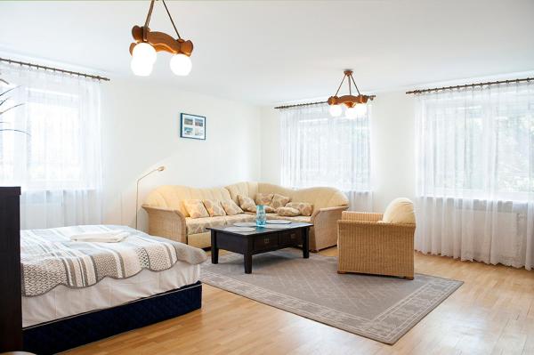 Na zdjęciu widoczny jest obiekt DOMOTEL Aleje Jerozolimskie położony w mieście Warszawa.