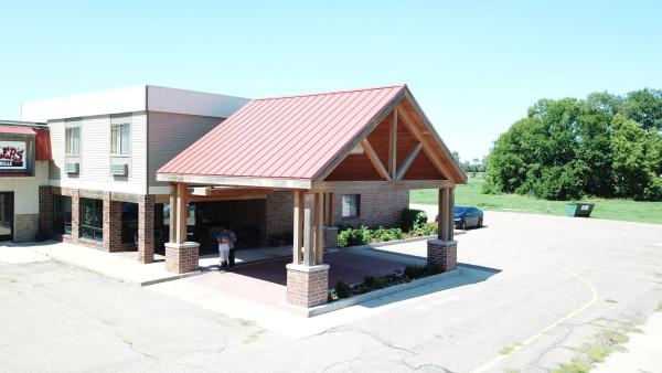 Na zdjęciu widoczny jest obiekt Prairie Inn położony w mieście Vermillion.