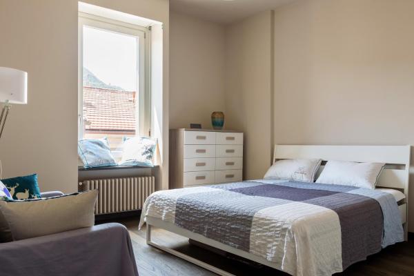 På billedet ses objektet Numero Due Piazza Mazzini - byMyHomeinComo beliggende i byen Como.
