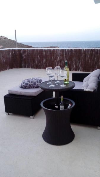 Na zdjęciu widoczny jest obiekt Roca Mar Tenerife położony w mieście La Mareta.