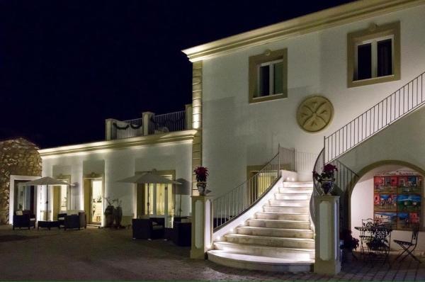A la foto es mostra l'objecte Borgo Ginuga situat a la ciutat de Centuripe.