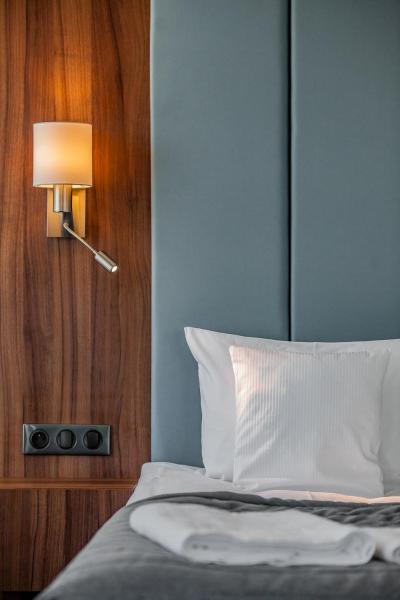 На фото показан объект Hotel Wodnik, расположенный в городе Lisi Ogon.