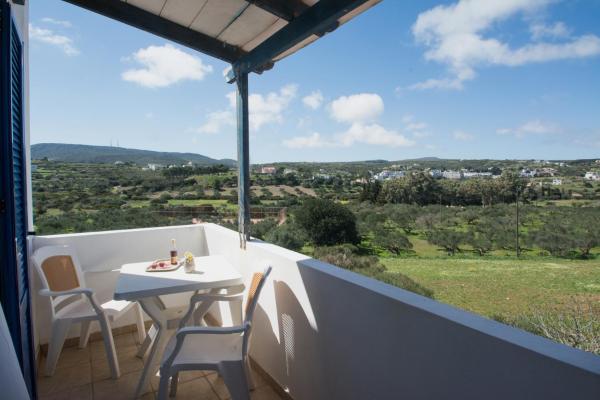 Nella foto è visibile l'oggetto Contaratos Holiday Lettings 3 situato nella città di Livadi.