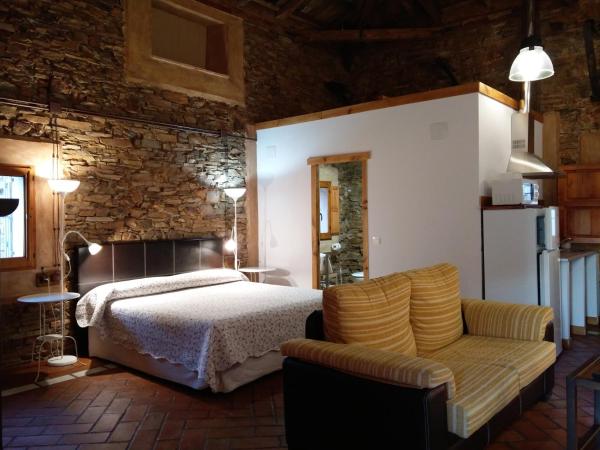 A la foto es mostra l'objecte La Posada Del Corralón situat a la ciutat de Alcoba.