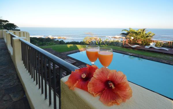 Nella foto è visibile l'oggetto Beachcomber Bay Guest House In South Africa situato nella città di Margate.