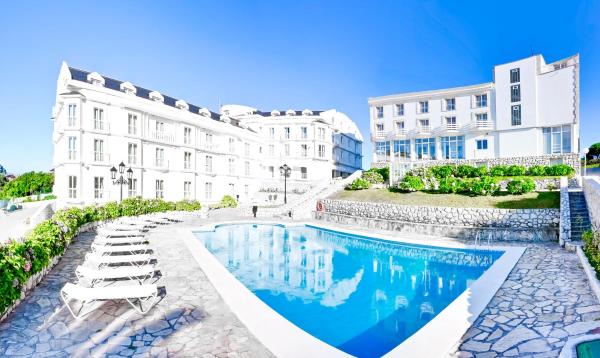 Auf dem Foto ist das Objekt Gran Hotel Suances in der Stadt Suances zu sehen.