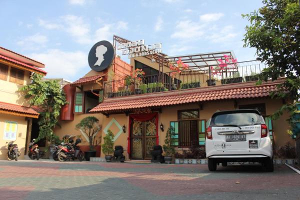 Omah Njonja Bed & Brasserie - Yogyakarta