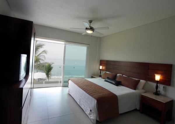 A la foto es mostra l'objecte Condominio Marlica situat a la ciutat de Manzanillo.