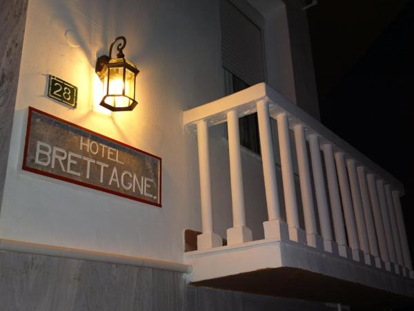 Nella foto è visibile l'oggetto Hotel Bretagne situato nella città di Loutraki.