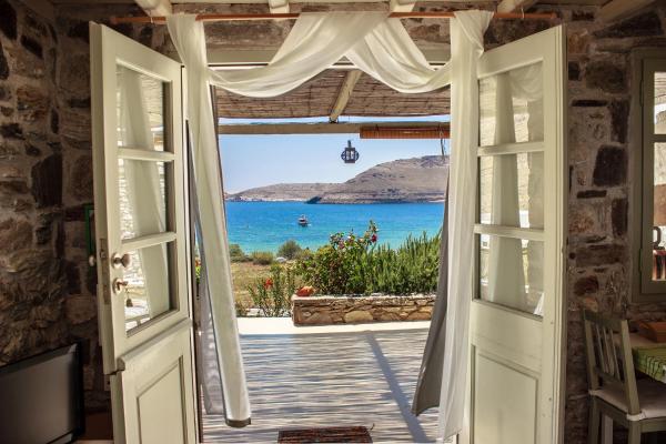 A la foto es mostra l'objecte Serifos Dream Houses near the sea situat a la ciutat de Vayia.
