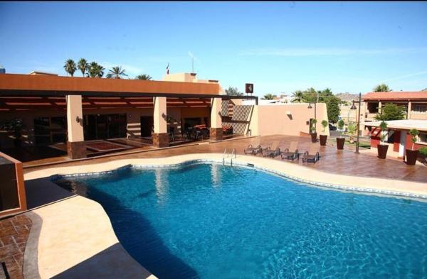A la foto es mostra l'objecte Hotel Gandara situat a la ciutat de Hermosillo.