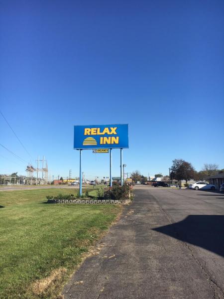 Na fotografii je vidět objekt Relax Inn Circleville nacházející se ve městě Circleville.