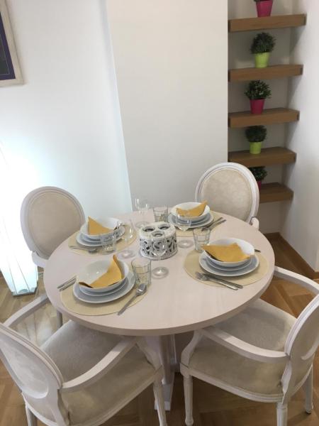 Nella foto è visibile l'oggetto Apartment Posejdon situato nella città di Belgrado.