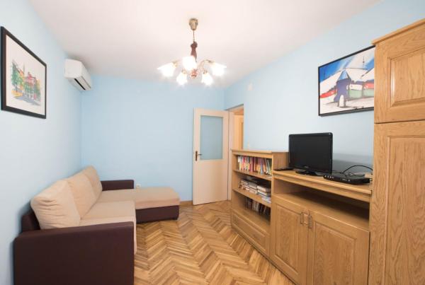A la foto es mostra l'objecte Apartman juričić situat a la ciutat de Labin.