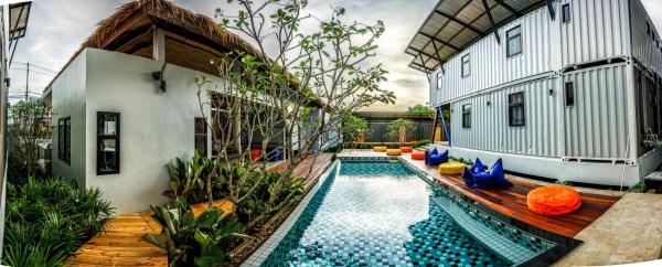 A la foto es mostra l'objecte Us Hostel Samui situat a la ciutat de Bophut.