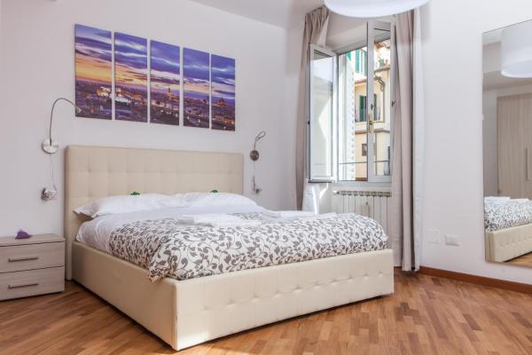 Na zdjęciu widoczny jest obiekt Le Tre Lune Suites położony w mieście Florencja.