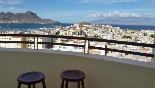 Bouganville, Mindelo