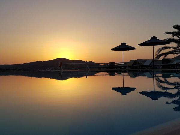 Maryo Village - Paros