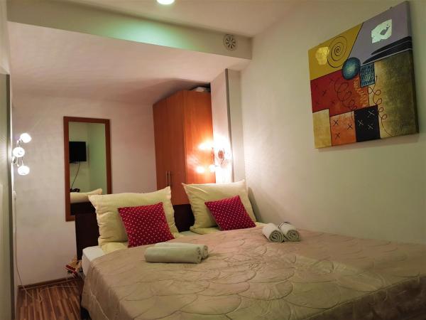 Na fotografii je vidět objekt B&B Bazeni nacházející se ve městě Sarajevo.