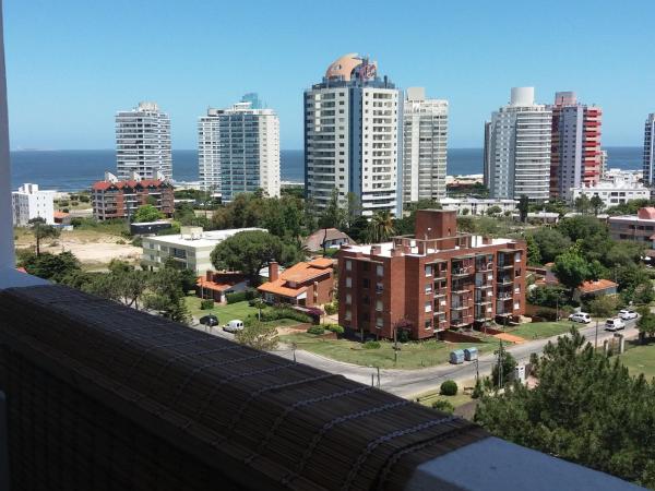 Torre Malvinas, Punta del Este