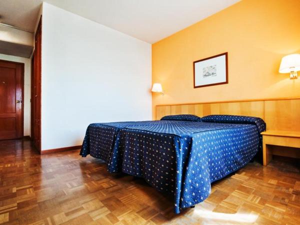 På billedet ses objektet Hotel Alcarria beliggende i byen Chiloeches.