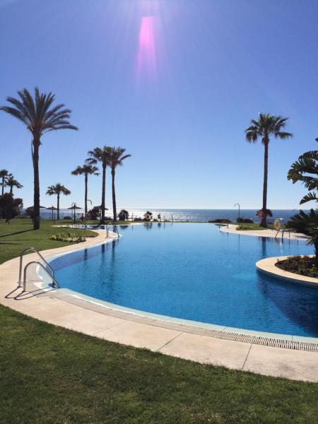 Mi Capricho 2f Beachfront- Apartment With Sea View - Costa Del Sol - La Cala de Mijas