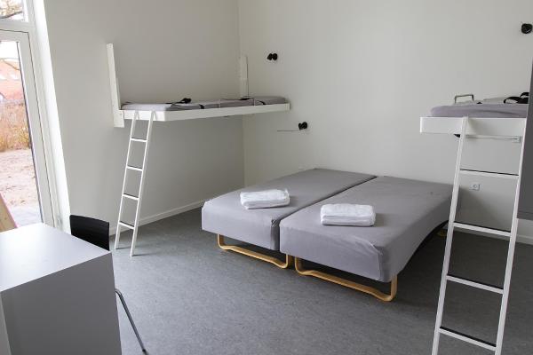 På bildet vises objektet Hostel Brønderslev som ligger i byen Tylstrup.
