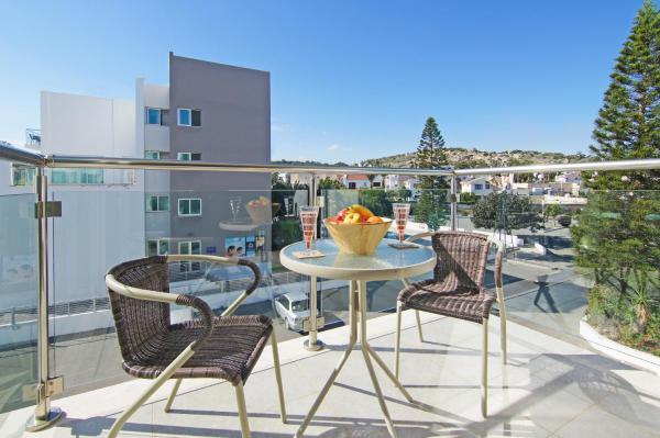 Foto 3: Amber - Coralli Beachfront Apartment
